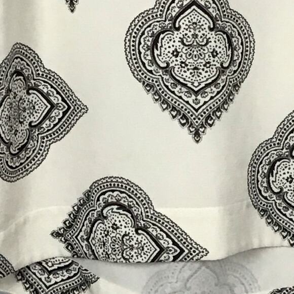 Madewell Tailored Tee Estate Paisley Cream Black Pullover Top Shirt sz Small - Picture 12 of 12